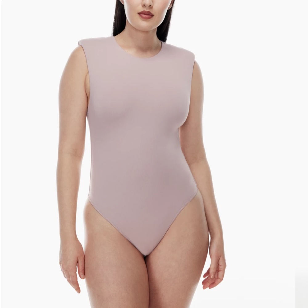 NWOT • ARITZIA PADDED BODYSUIT • XL